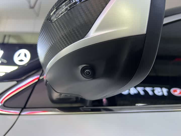 Фото 5 - Geely Coolray