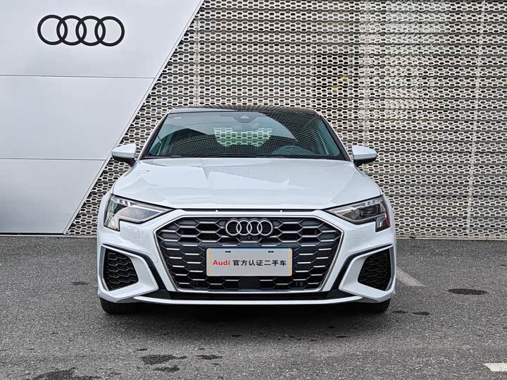 Фото 2 - Audi A3