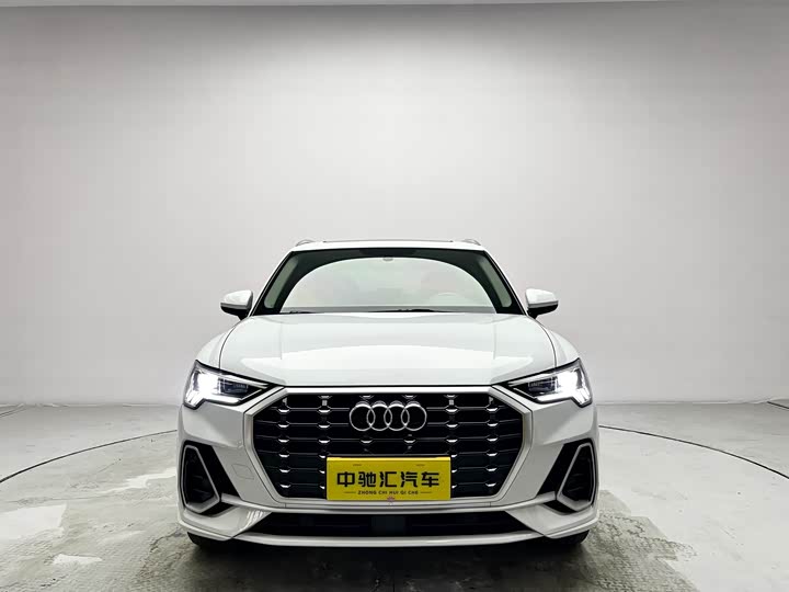 Фото 2 - Audi Q3