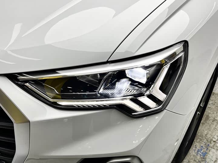 Фото 5 - Audi Q3