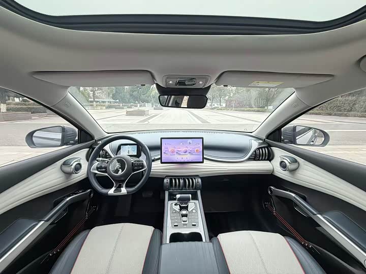 Фото 5 - BYD Yuan Plus