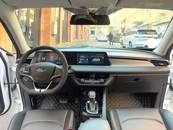 Фото 6 - Ford Escort