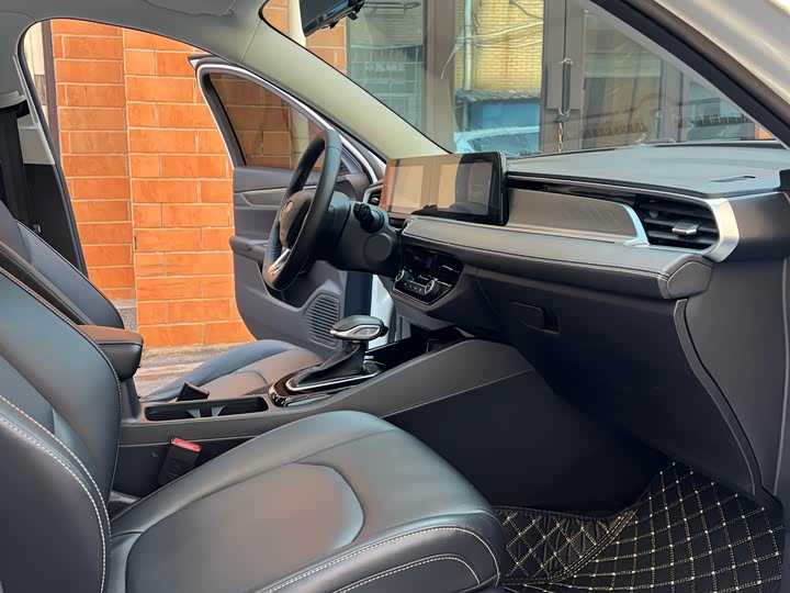 Фото 8 - Ford Escort