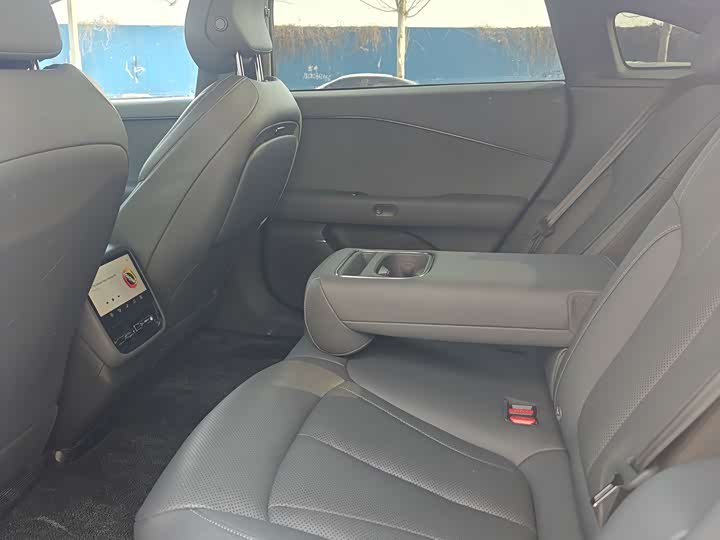 Фото 5 - XPeng F57