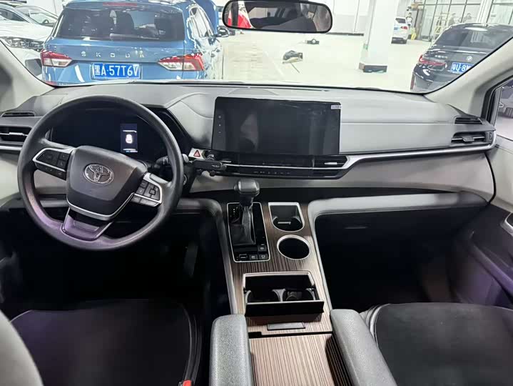 Фото 6 - Subaru Forester