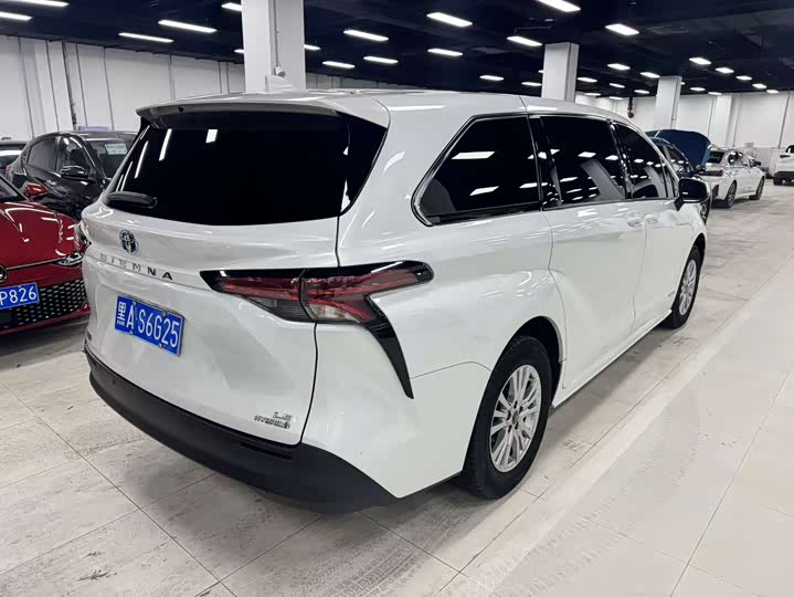 Фото 7 - Subaru Forester