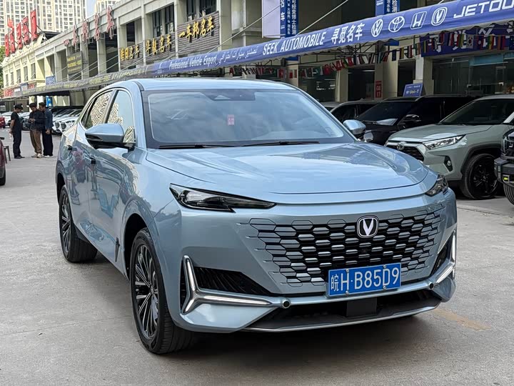 Фото 3 - Changan UNI-K