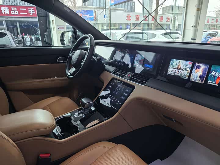 Фото 9 - LiXiang One