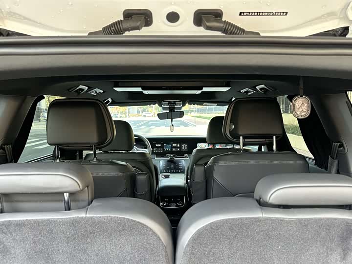 Фото 8 - LiXiang One