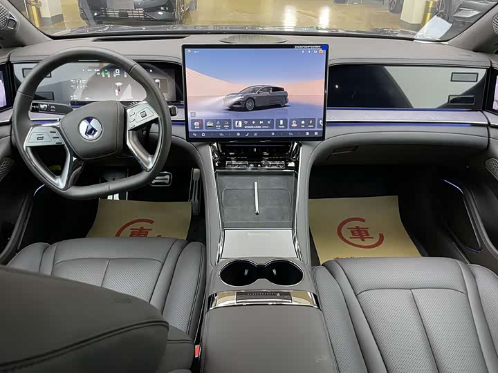 Фото 7 - Denza Z9