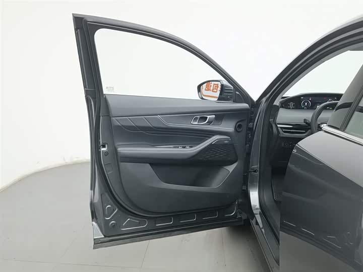 Фото 8 - Changan UNI-K Hybrid