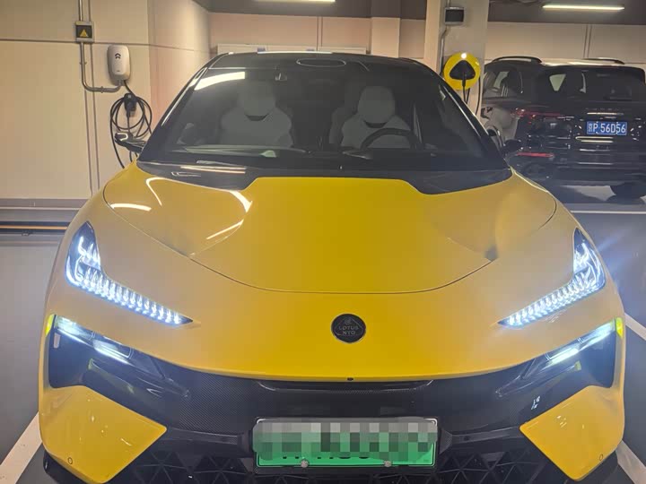 Фото 3 - Lotus Eletre