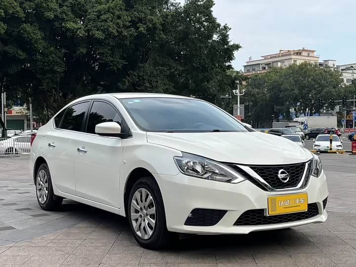 Фото 1 - Nissan Sylphy