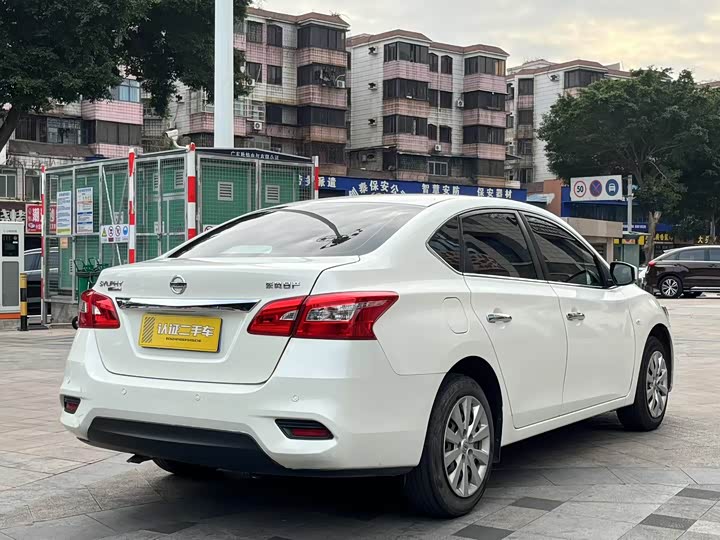 Фото 9 - Nissan Sylphy