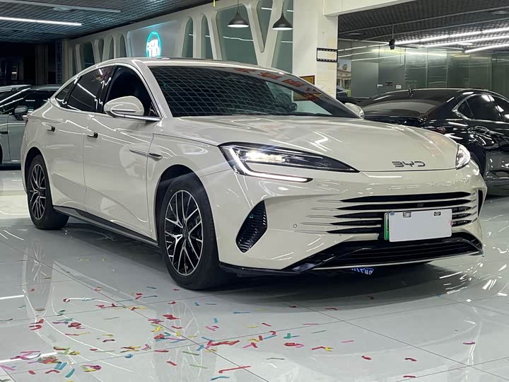 Фото 3 - BYD Seal 07 DM-i Hybrid