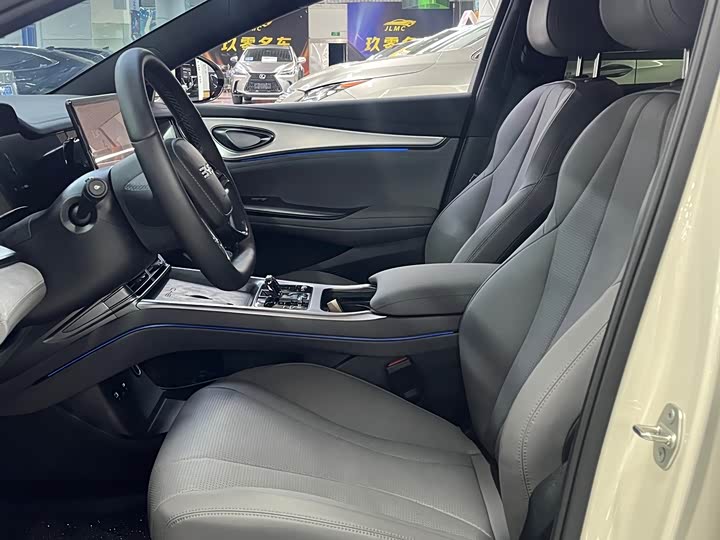 Фото 8 - BYD Seal 07 DM-i Hybrid