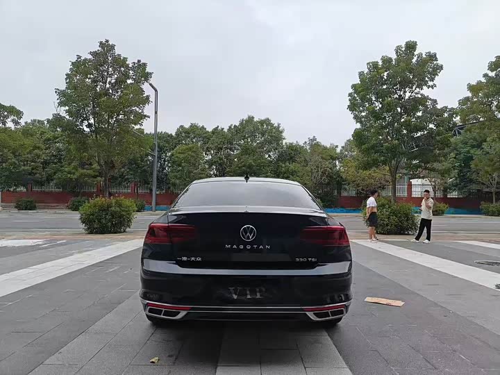 Фото 8 - Volkswagen Magotan