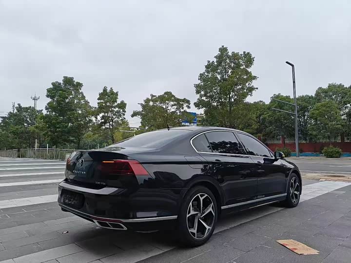 Фото 9 - Volkswagen Magotan