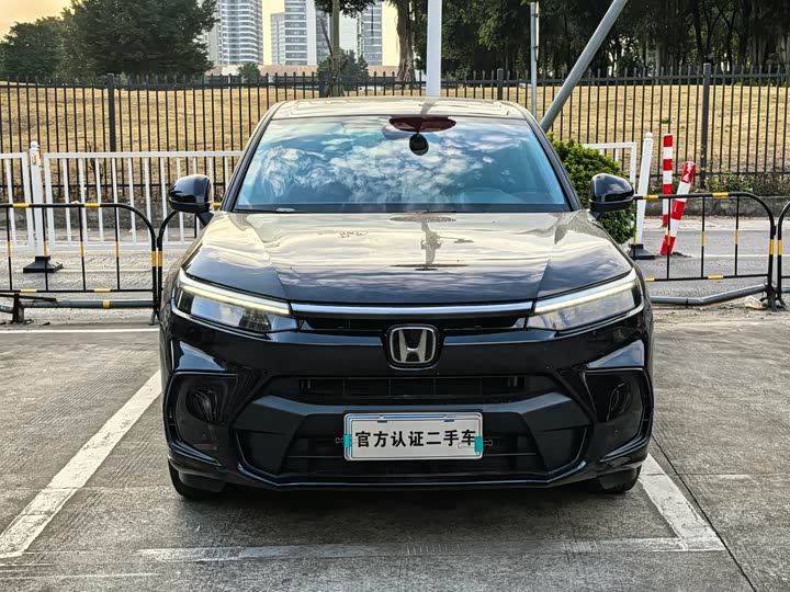 Фото 2 - Honda Breeze