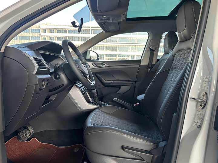 Фото 4 - Volkswagen T-Cross