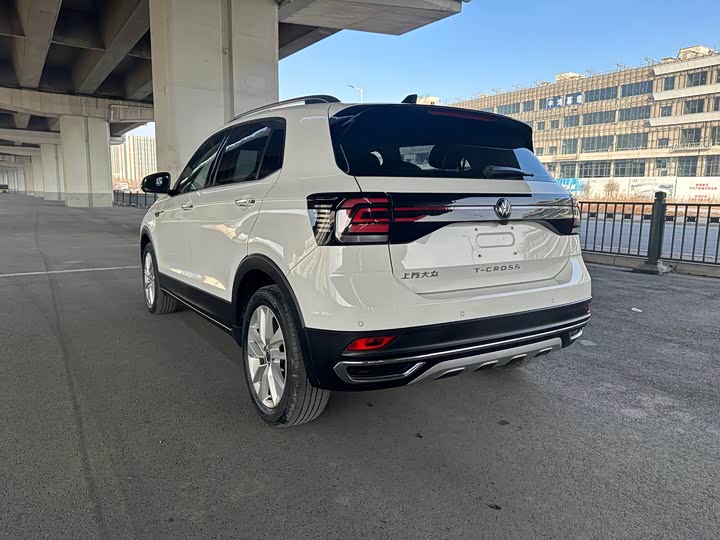 Фото 8 - Volkswagen T-Cross