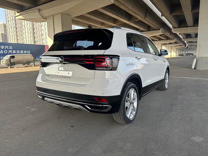 Фото 9 - Volkswagen T-Cross