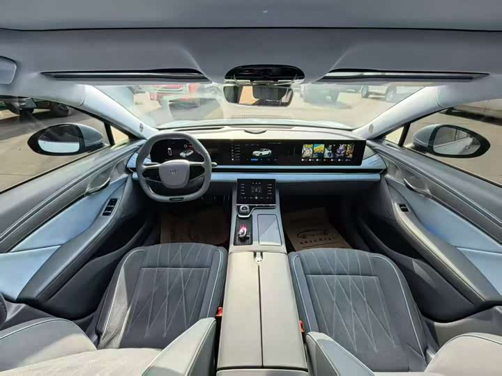 Фото 7 - Voyah Passion