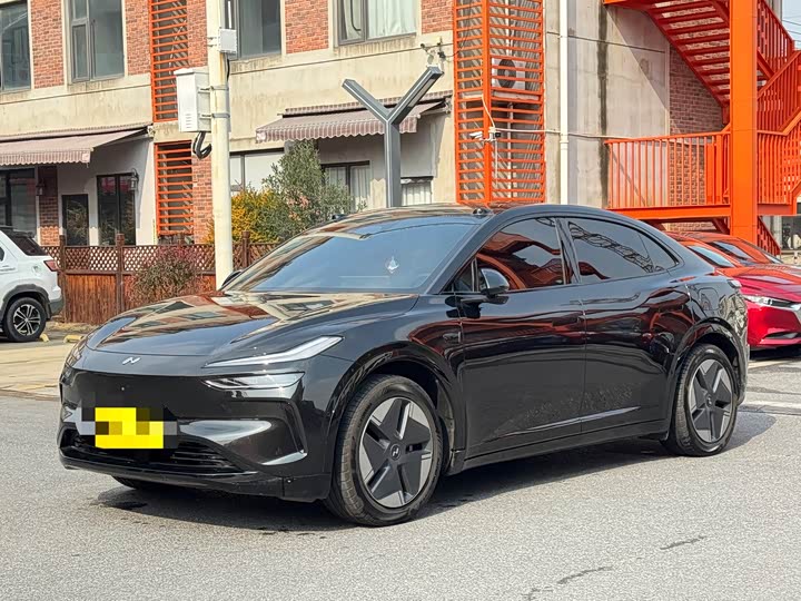 Фото 2 - Nio Onvo L60