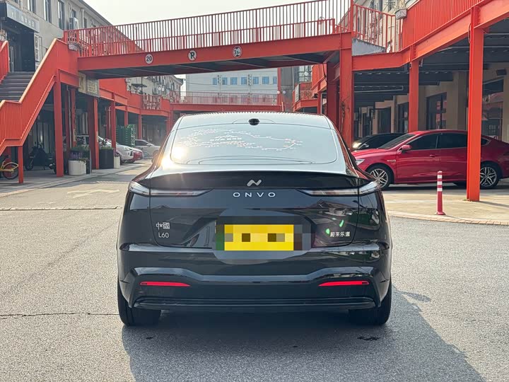 Фото 3 - Nio Onvo L60