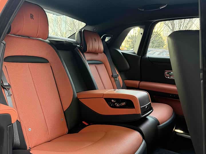 Фото 9 - Rolls-Royce Ghost