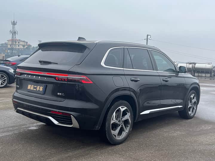 Фото 6 - Geely Monjaro