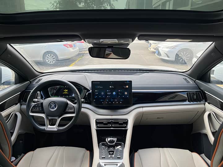 Фото 8 - BYD Song Plus Hybrid/EV