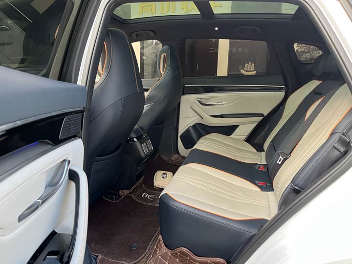 Фото 9 - BYD Song Plus Hybrid/EV