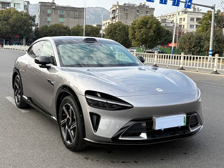 Фото 3 - Xiaomi YU7