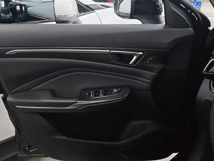 Фото 7 - Bestune T55