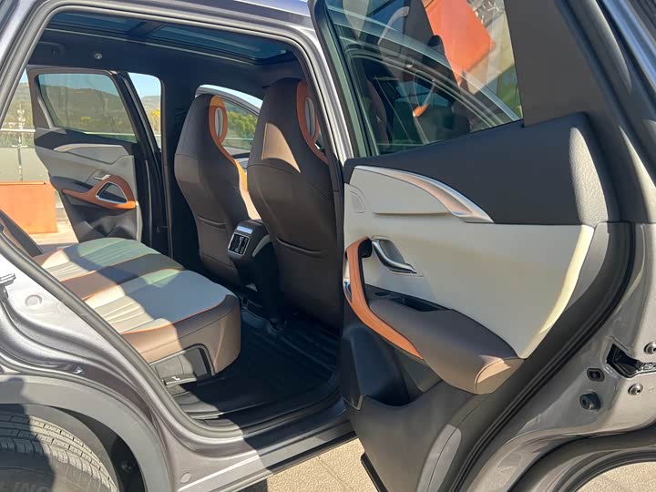 Фото 8 - BYD Song Pro Hybrid