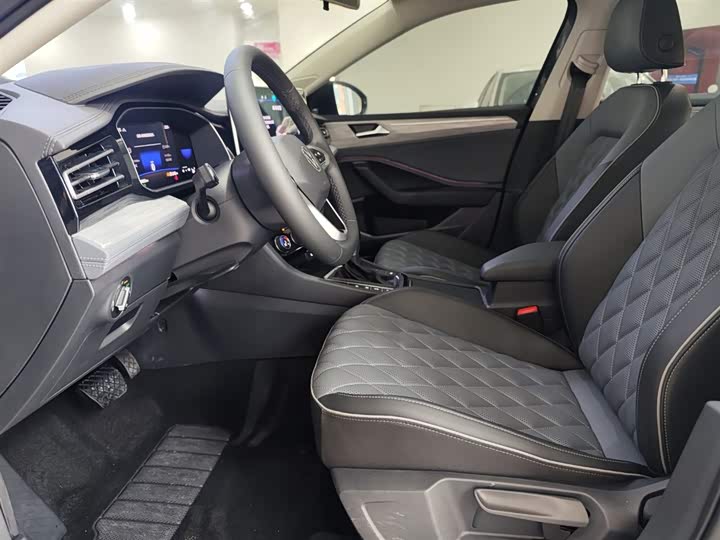 Фото 6 - Volkswagen Sagitar L