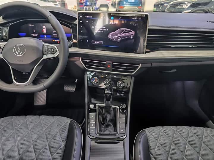 Фото 8 - Volkswagen Sagitar L