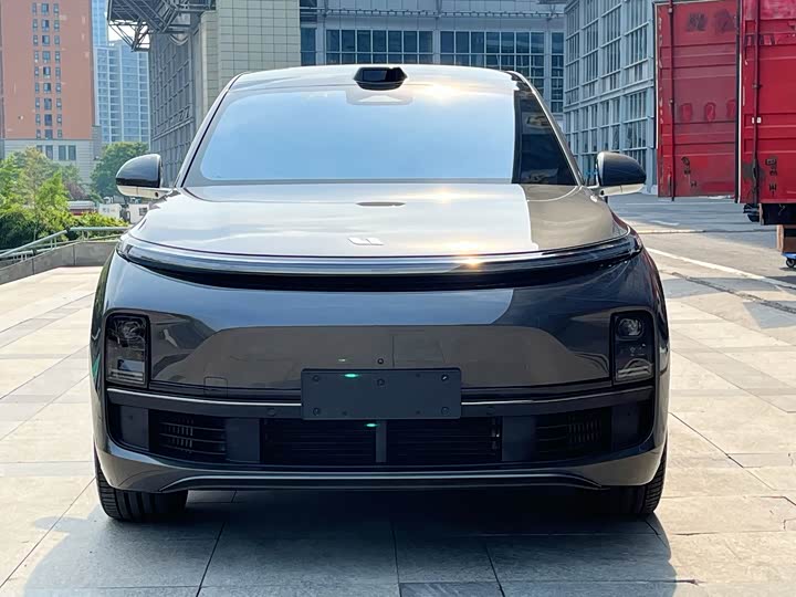 Фото 2 - LiXiang L9