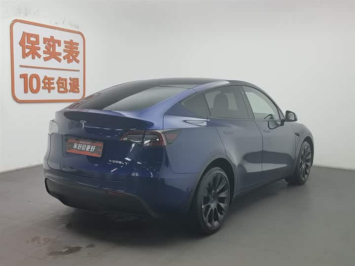 Фото 2 - Tesla Model Y