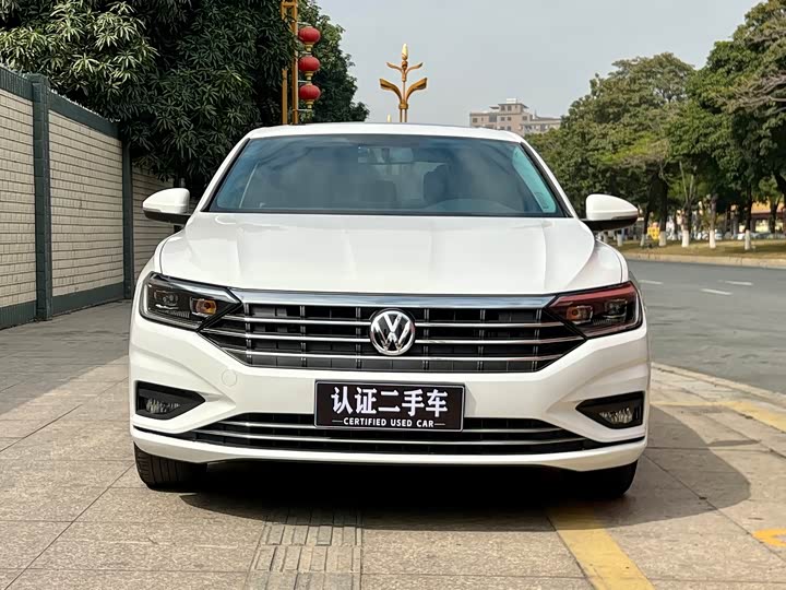 Фото 2 - Volkswagen Sagitar L