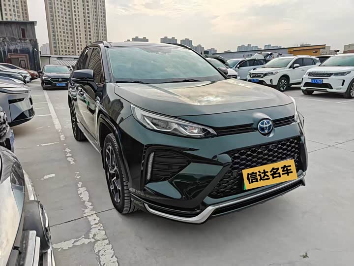 Фото 3 - Toyota Wildlander Hybrid