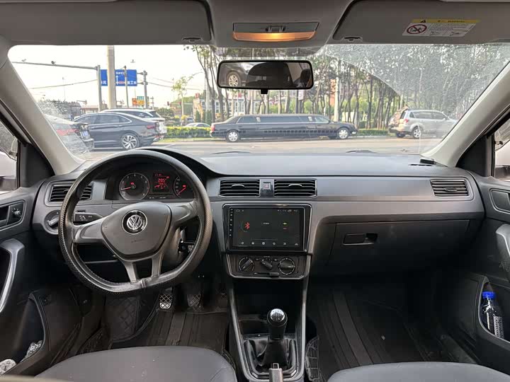 Фото 5 - Volkswagen Santana