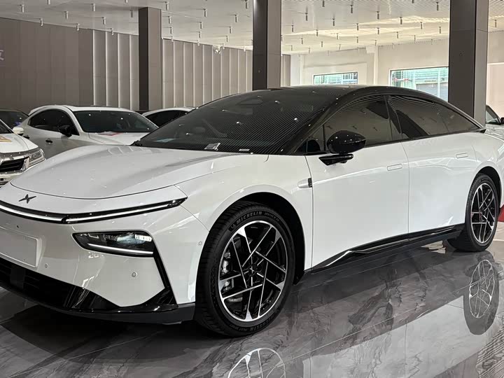 Фото 1 - XPeng F57