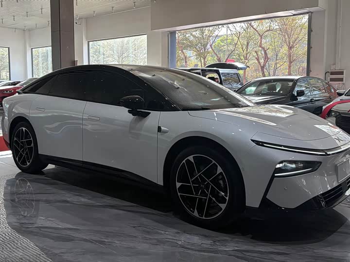 Фото 4 - XPeng F57