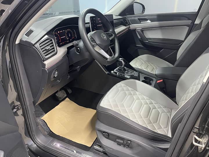 Фото 9 - Volkswagen Tayron