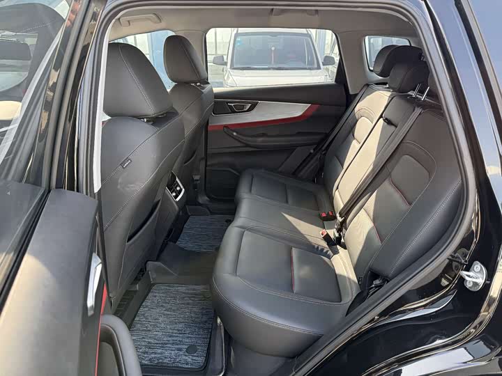 Фото 9 - Chery Tiggo 7