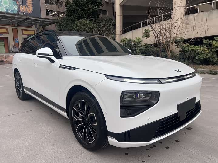 Фото 3 - XPeng G9