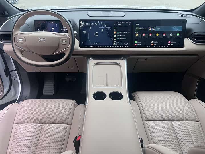 Фото 5 - XPeng G9