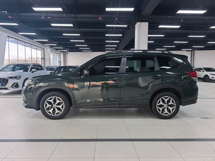 Фото 7 - Subaru Forester